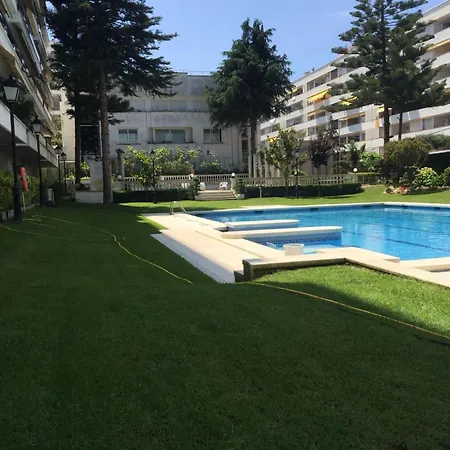 Apartamento A 100m De La Playa De Fenals - Lloret - Margarita * Lloret de Mar